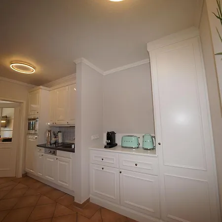 Strand Lodge * Westerland